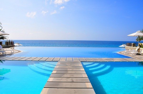 Should you have an infinity pool?