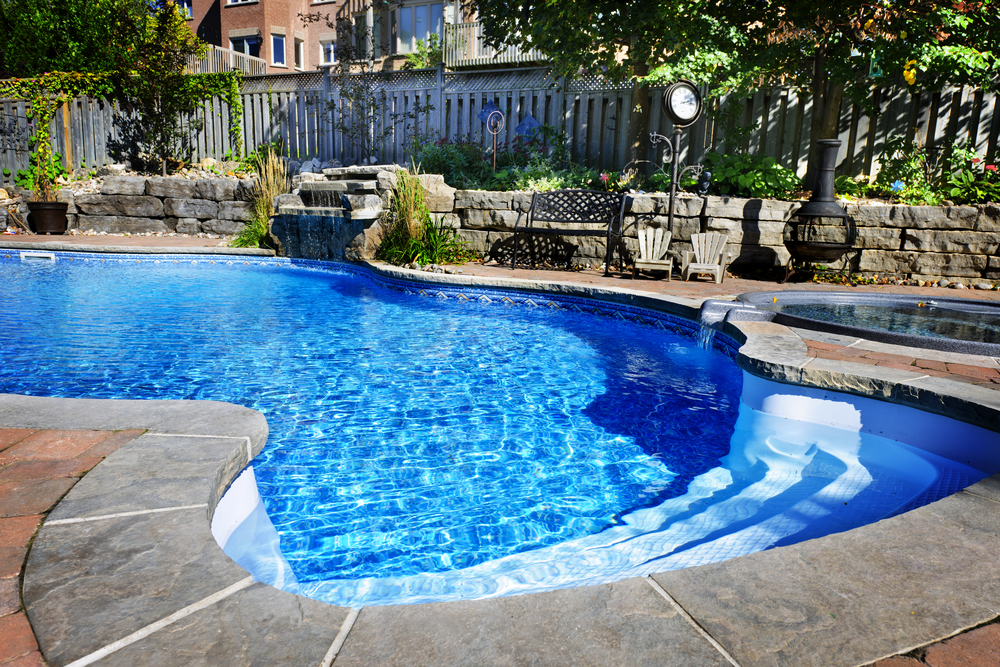 Should you get a fiberglass pool?